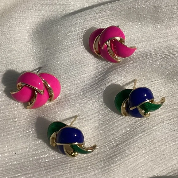 🌸 2 Pairs of Vibrant Colored GoldTone Acrylic Glossy Earrings